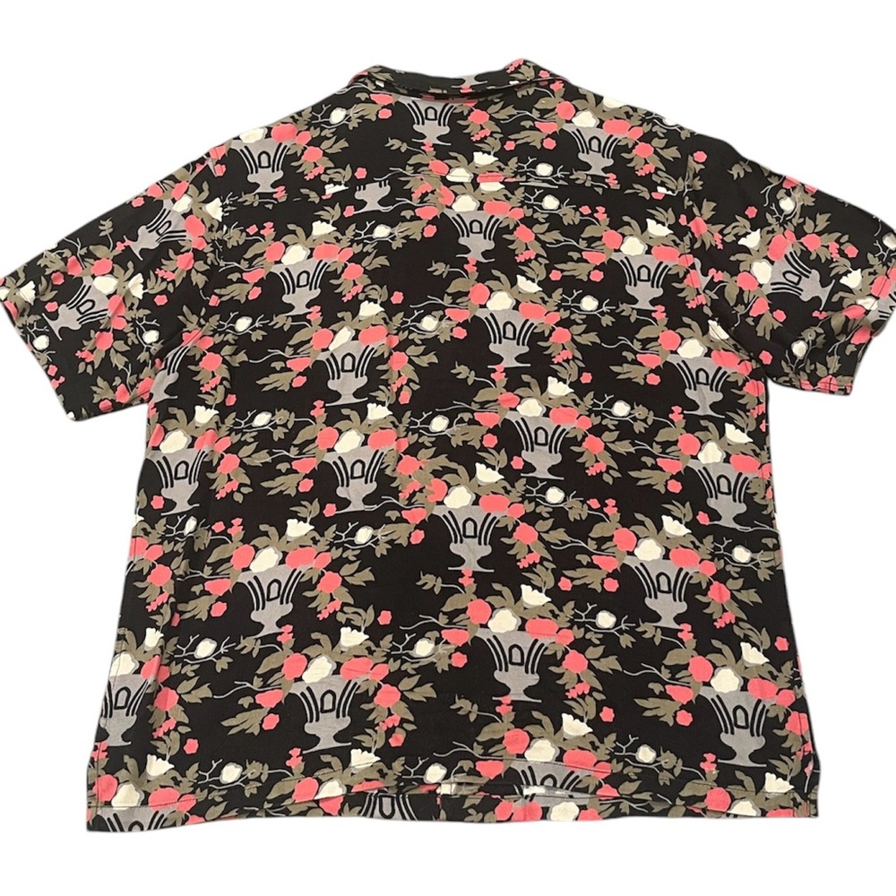 Lazy Oaf Large Nip It In The Bud Short Sleeve But… - image 5